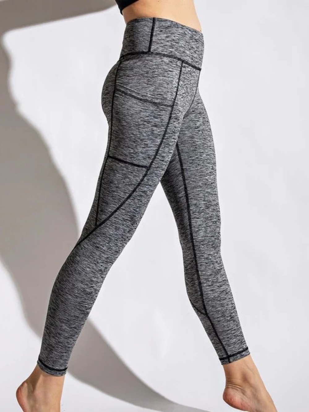 Talulah B&W Athletic Pocket Leggings - Size Small